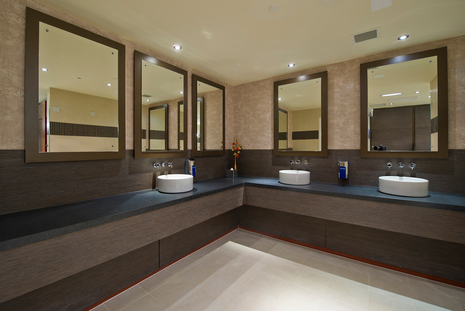 Washrooms vanity units