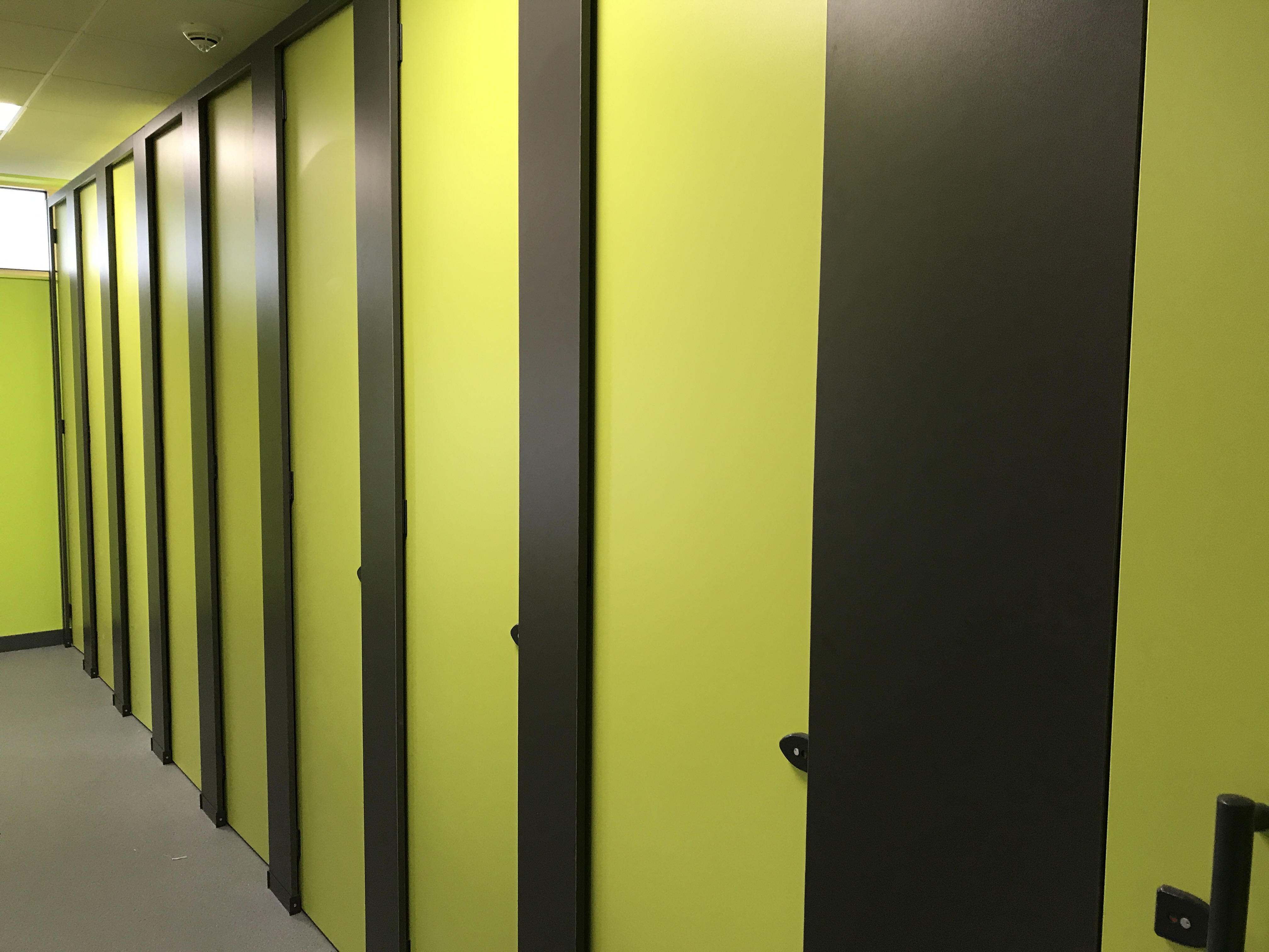 Nu-Solitude Cubicles